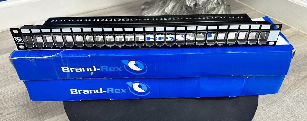 Brand-Rex 16-Port 1U Coloured Insert Snap in Jack Rack Panel