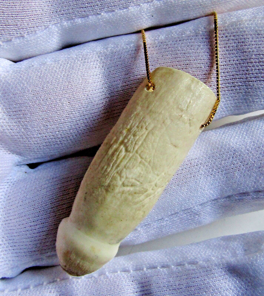 Stunning Amazonian Crocodile Tooth (Molar) - Silver Plated Gold - Genuine