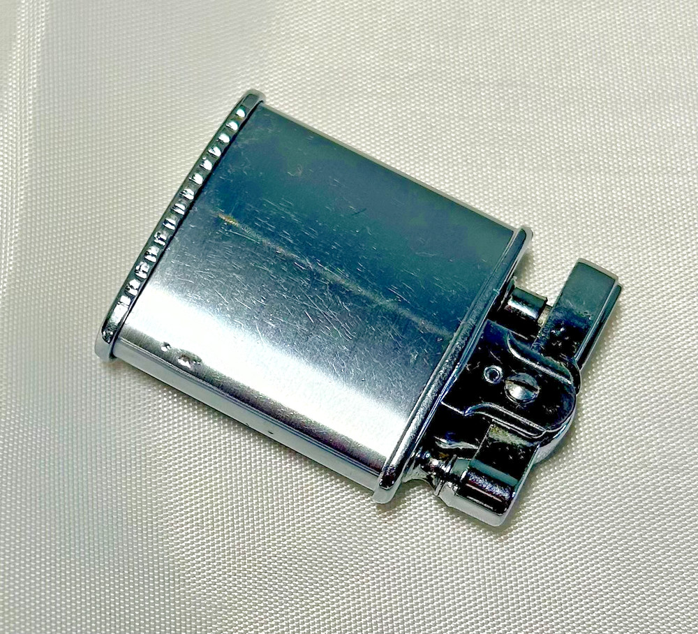 Vintage Ronson Princes Silver Lighter Pull & Twist Base Nice Vintage Lighter