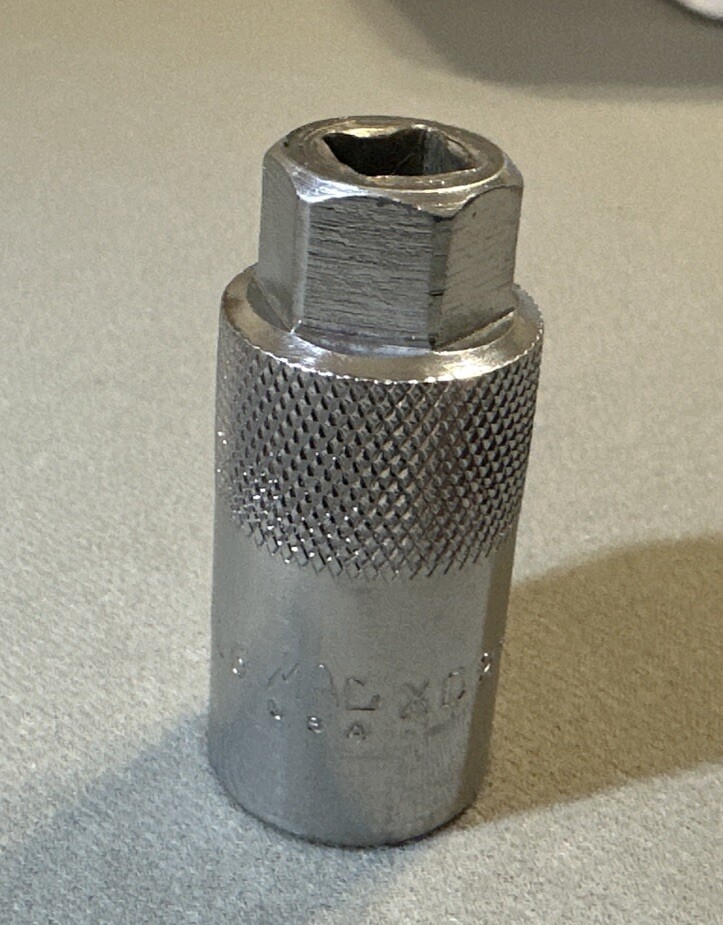 MAC TOOLS  13/16 Spark Plug Socket, 3/8" Drive, XD266P