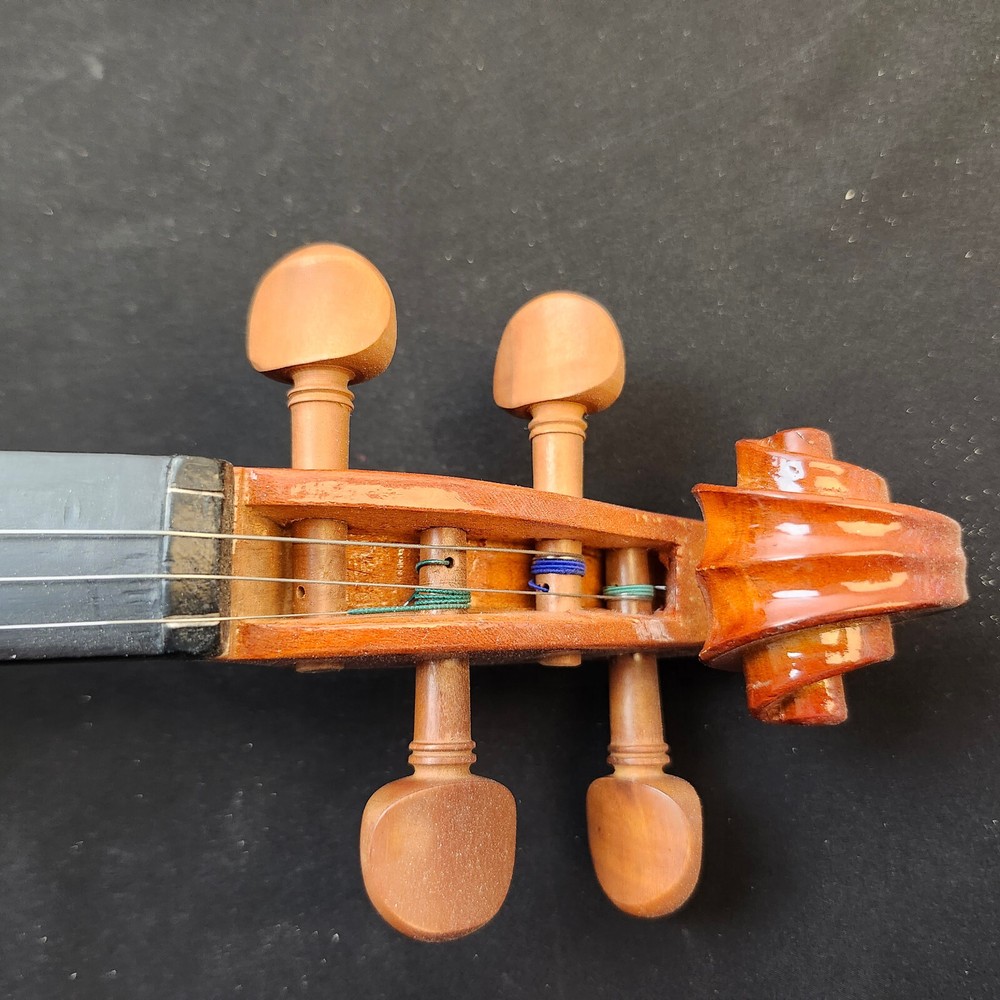 Student Violin w/ Case Bow Rosin String Cheek Rest 4/4 Size