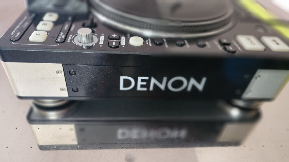 Denon DN-S3700 DJ Turntable CDJ