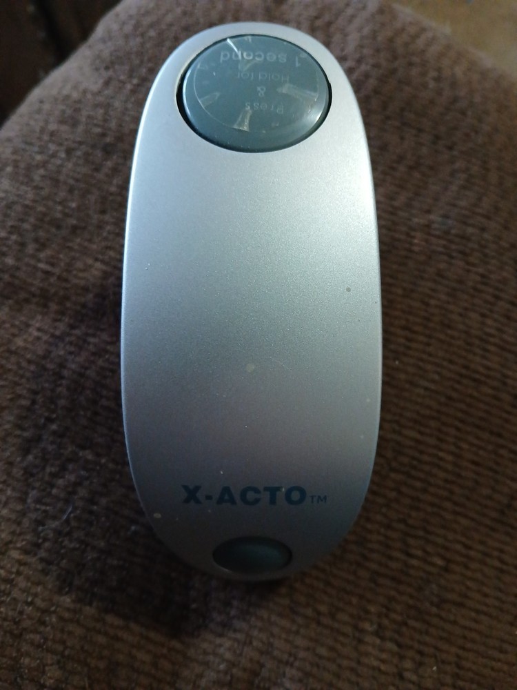 X-ACTO Precision Instruments Easy Touch Pro Battery Operated Stapler - 77030