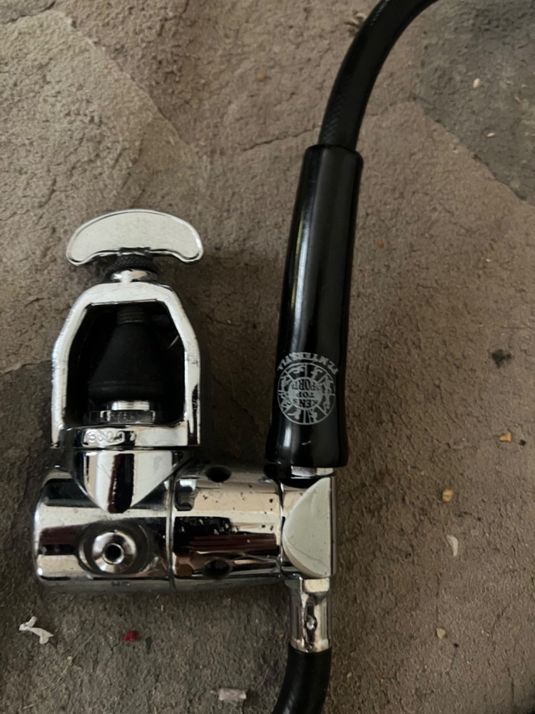 Sea Quest dive regulator