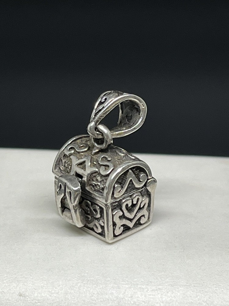 Vintage Sterling Silver Trinket Box Charm