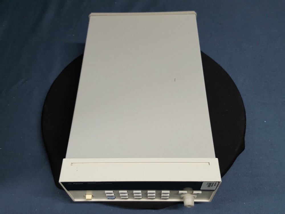 Agilent 3499B: Switch / Control System Main Frame (0637)