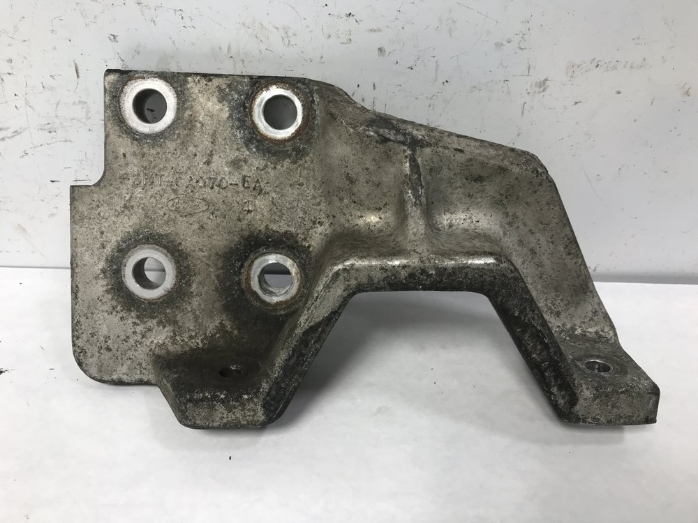 CAT C12 Left/Driver Engine Mount - Used | P/N F6HT6A070EA