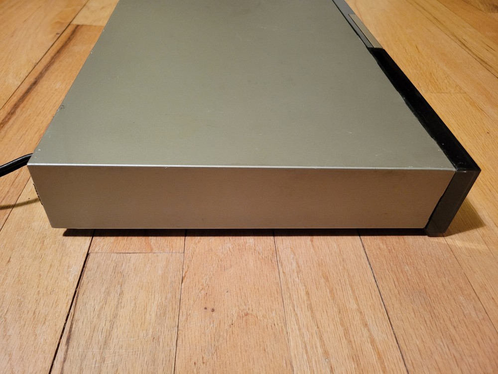 AKAI DT-M33 timer digital quartz clock 3 program settings ez on/off button