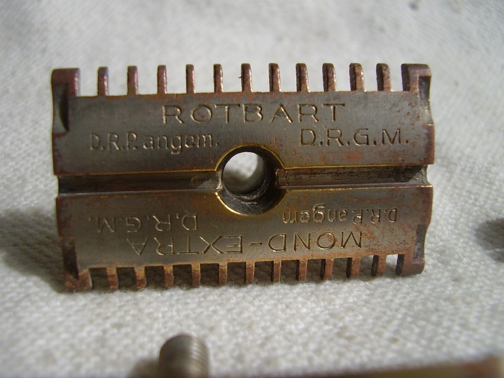 WW2 German Safety Razor ROTBART MOND EXTRA