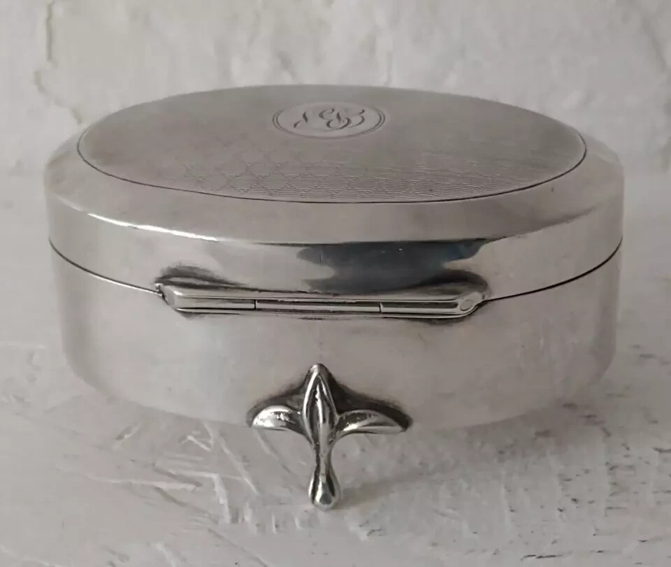 Antique Solid Silver Trinket Box - Birm. 1919.