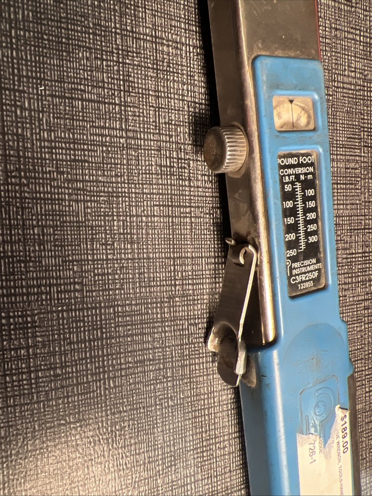 Precision Instruments C3FR250F 1/2" Torque Wrench in Case (A1D025231)