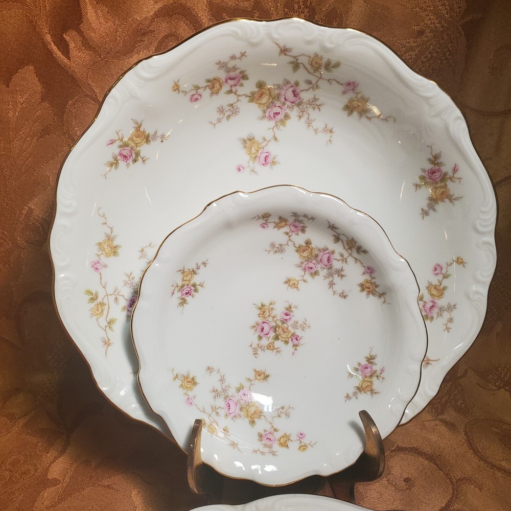 Johann Haviland - Michele - 5 Piece Dinner Set - Excellent Condition
