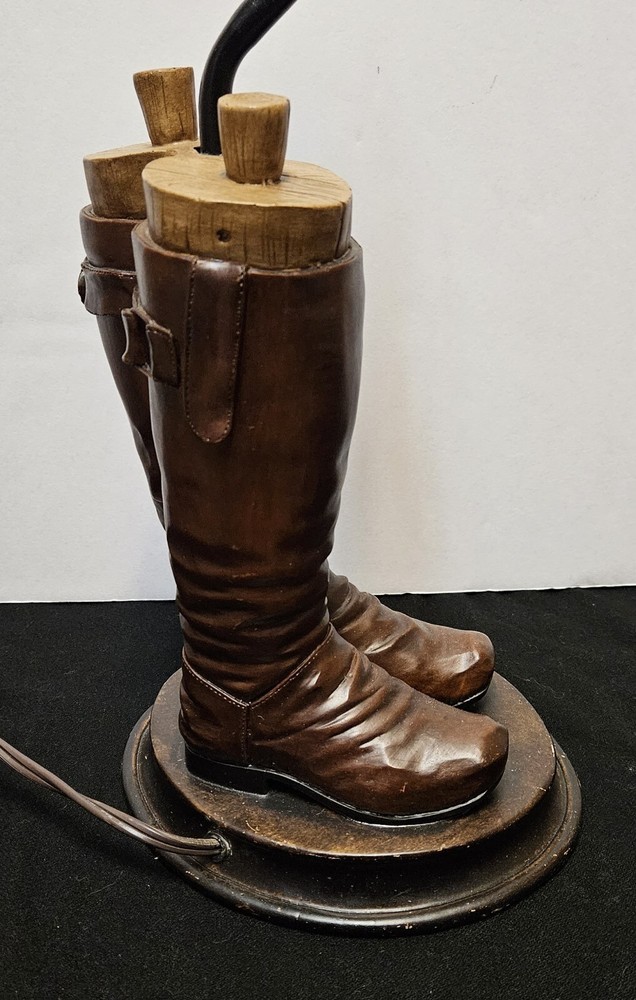 👢 LADIES BOOT LAMP Working Condition Slight Scuffs