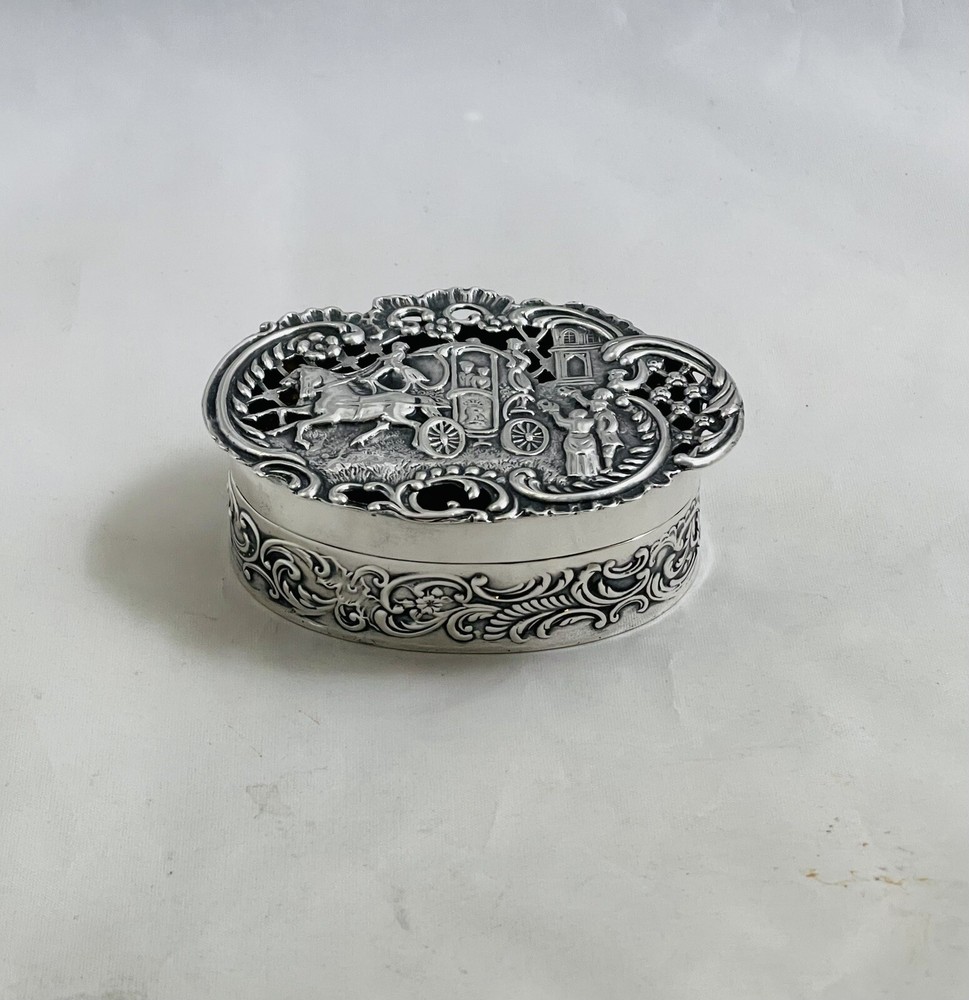 Antique Ornate Openwork Oval Form Box Sterling Silver William Comyns & Sons 1909