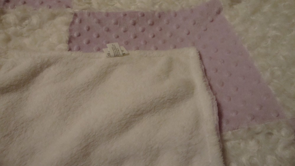 BLANKETS & BEYOND- White Purple Blanket Patchwork 32x32" Fluffy Soft Warm 287