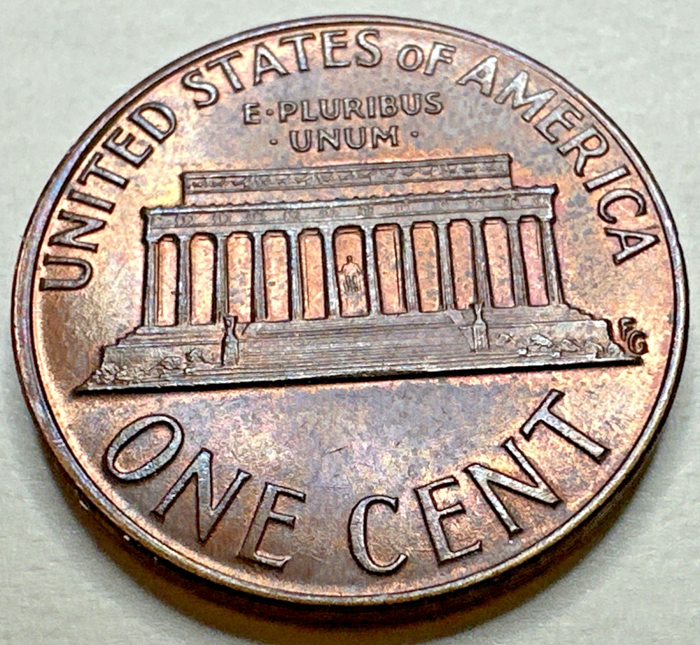 1973 Lincoln Memorial Cent PENNY 2427X