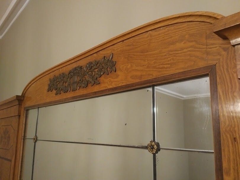 19th Century Regency Style Mirrored Sideboard With Marble Top
