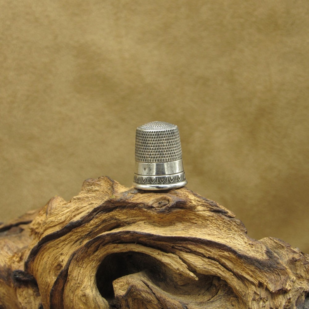 Vintage Sterling Silver Simon Brothers Thimble Size 9