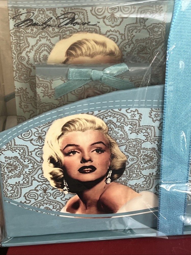 Stationary Set Notebook Memo Pad Note Cards And Envelopes Marylyn Monroe