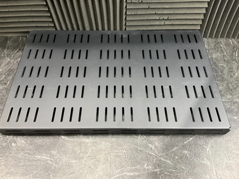 Rack Solutions 4 Post Heavy Duty Fixed Rack Shelf 1USHL-116 ✨❤️✨❤️✨ NEW OPEN BOX