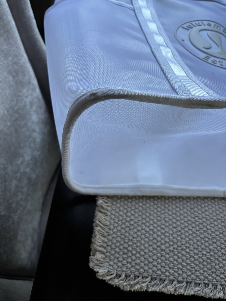 Lululemon Multi Pocket Mesh Tote