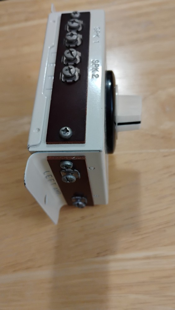 Speaker Selector Switch