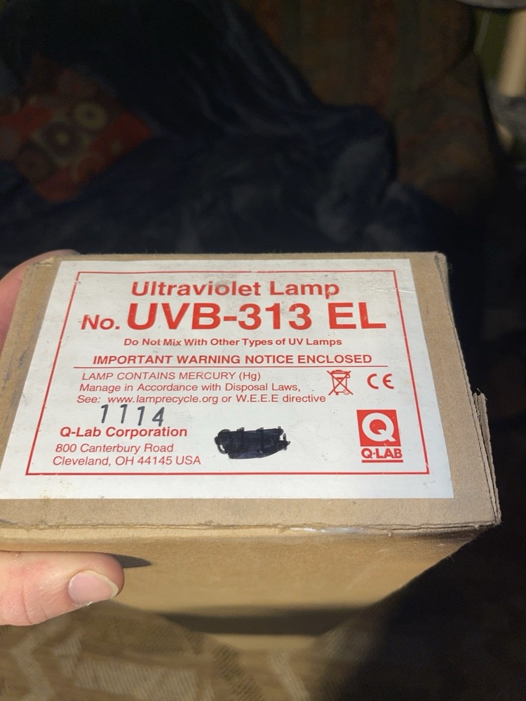 QLAB UVB-313EL Fluorescent Light Bulb 10 Total
