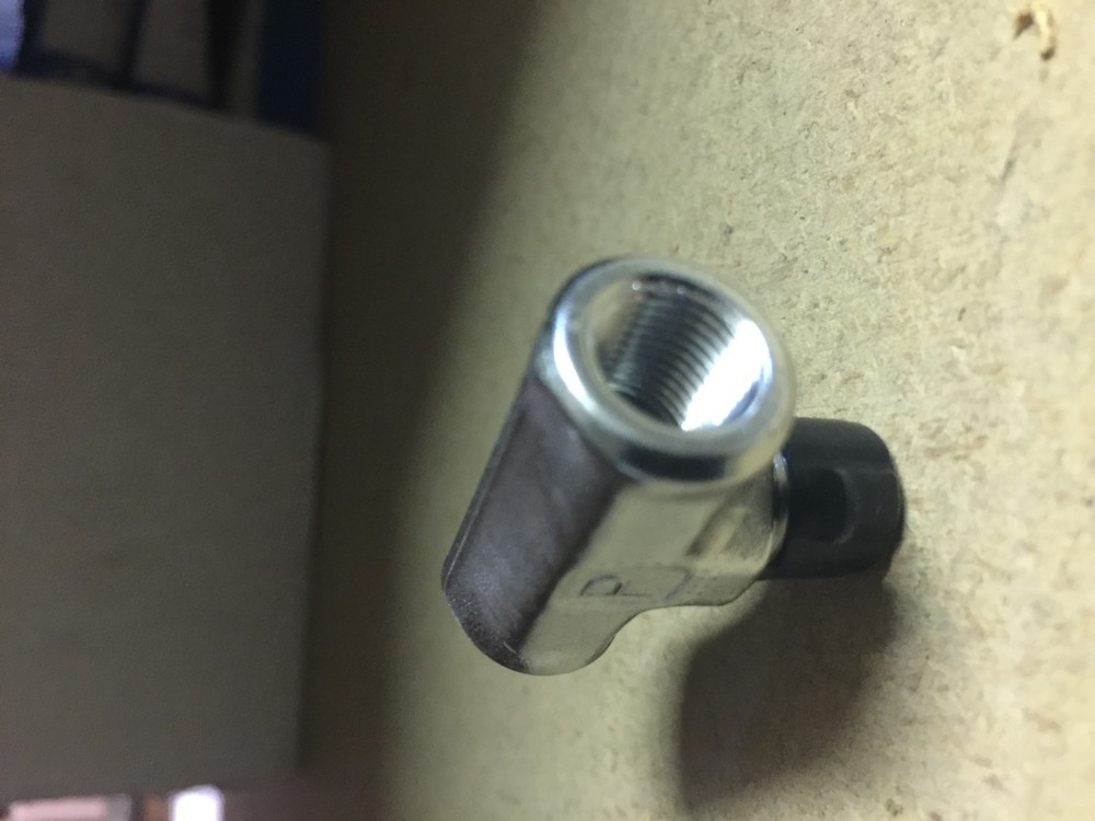 PARKER 2-2-2 MBT-SS (SWAGELOK REFERENCE # SS-2-BT