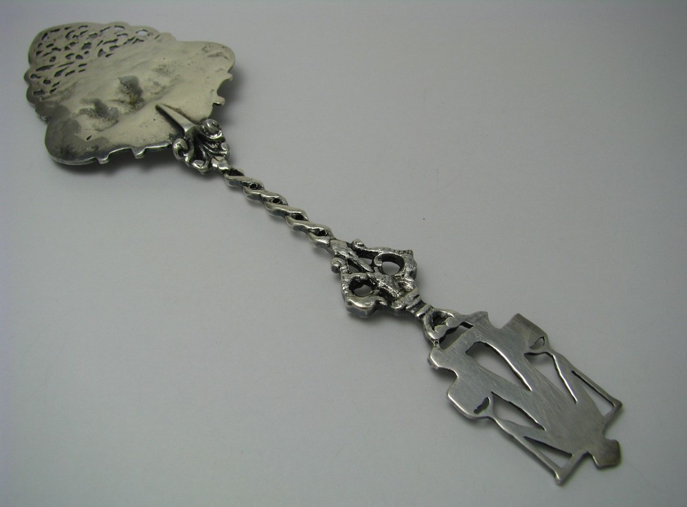 DUTCH SILVER PIE SERVER PASTRY CAKE SERVER STRAINER Holland Netherlands ca1900s