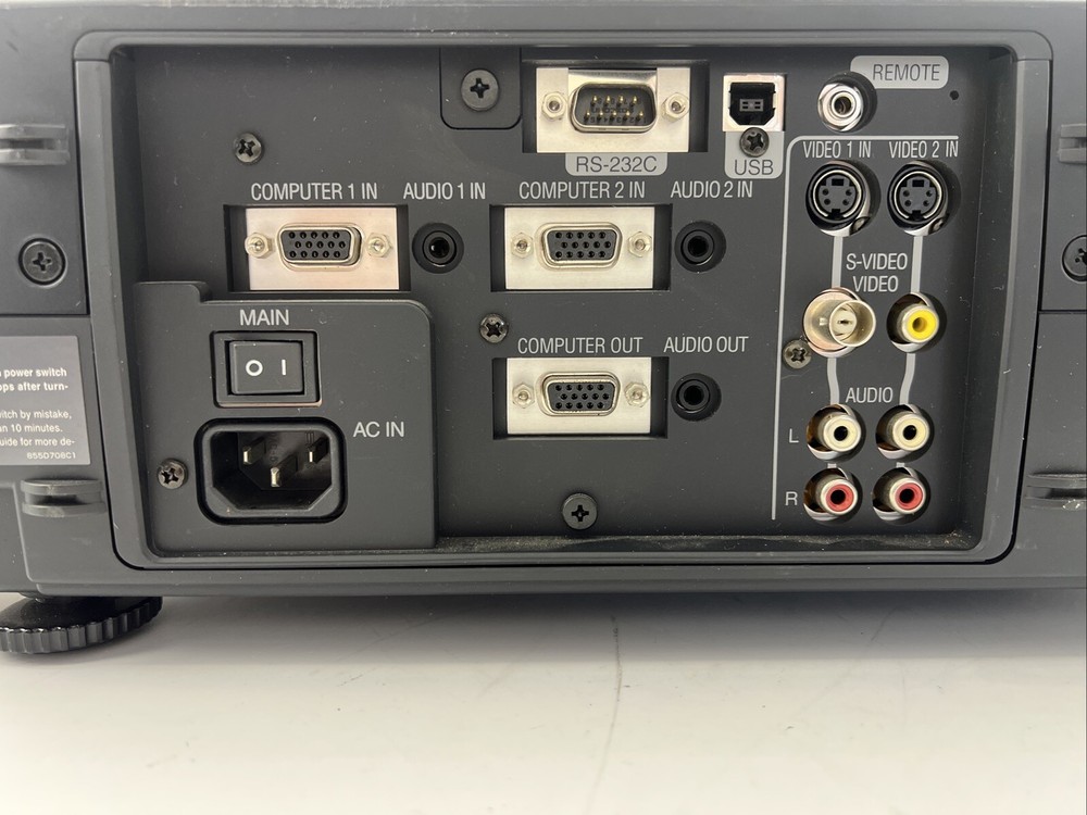 MITSUBISHI X300 LCD Projector User Manual, Cables Tested & Working