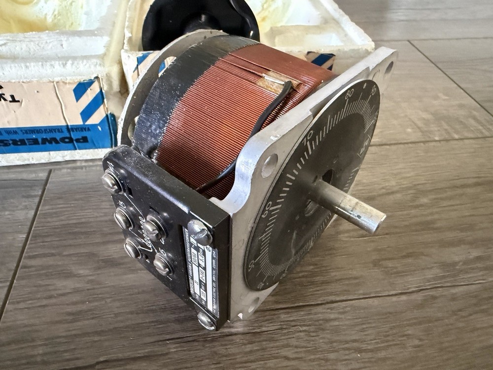 Superior Electric TYPE 21 Variable, Manually Operated, Open, Single Phase (NOS)