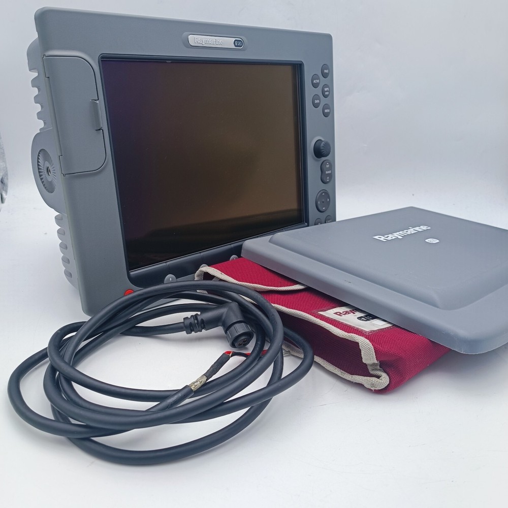 Raymarine E120 MFD Chartplotter Radar Screen Classic Display E02013 REFURBISHED