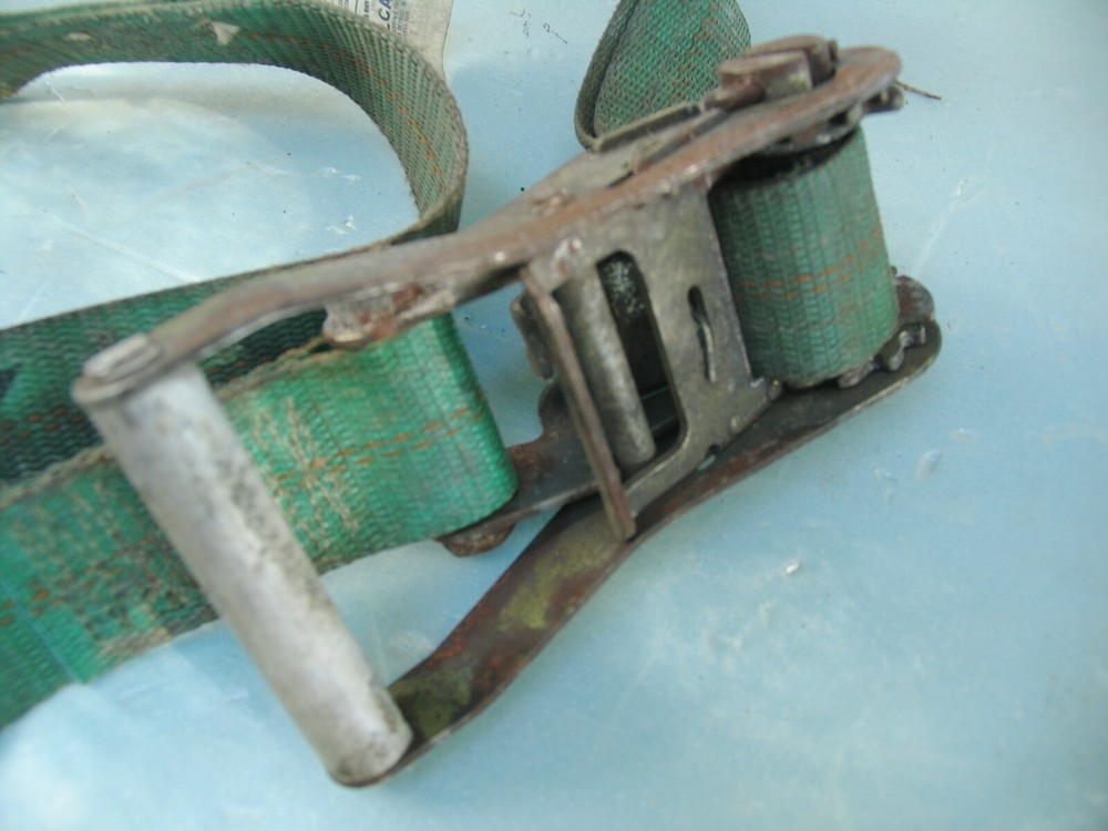 8ft Strap with Ratchet, Hook + Rubber protecting Pads
