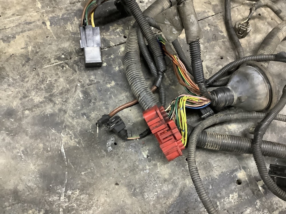 Land Rover Defender Td5 10p Engine Harness Engine Loom