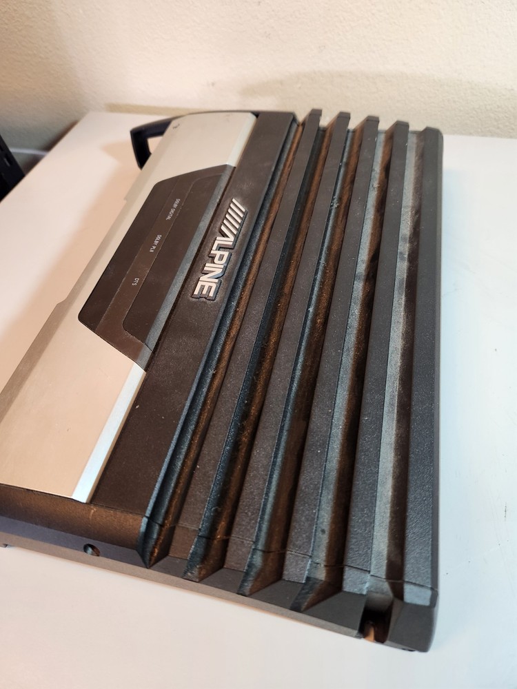 Alpine MRA-D550 UNTESTED - UNKNOWN IF WORKING - Untested