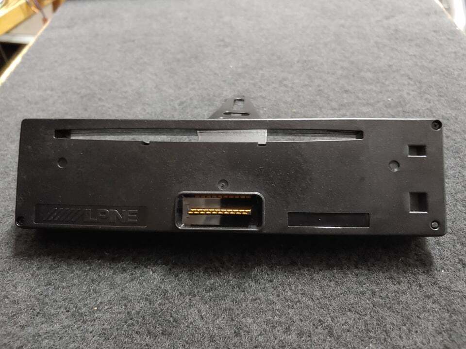 ALPINE CDE-143BT FACEPLATE