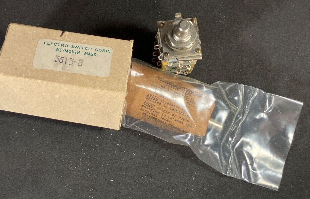 ELECTROSWITCH 3-pole 8-pos Snap-Action Switch. NOS -in Bag/in Box.