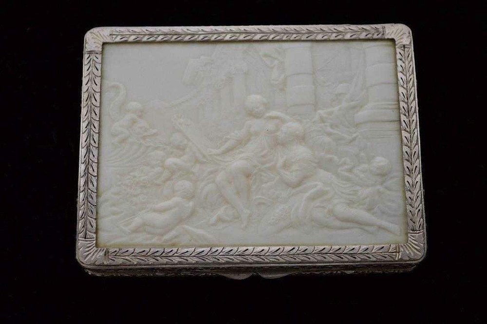 Fine Antique French Silver Frame Cigarette Box.