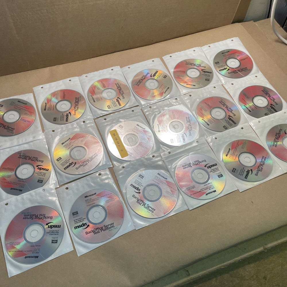 Microsoft MSDN Back Office Server Test Platform Discs 1-18 Jan. 2000 Asian Pack