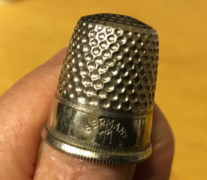 Metal & Plastic Thimbles