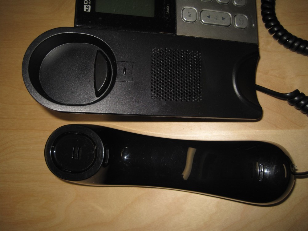 Vtech CS6949 DECT 6.0 Single Line Corded Phone