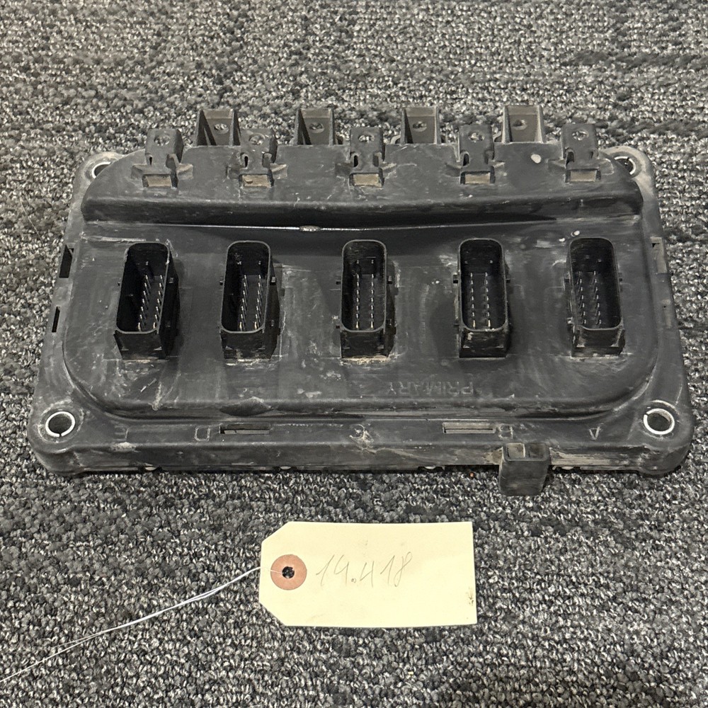PETERBILT 579 CHASSIS CONTROL MODULE (CCM) Q21-1124-004-004