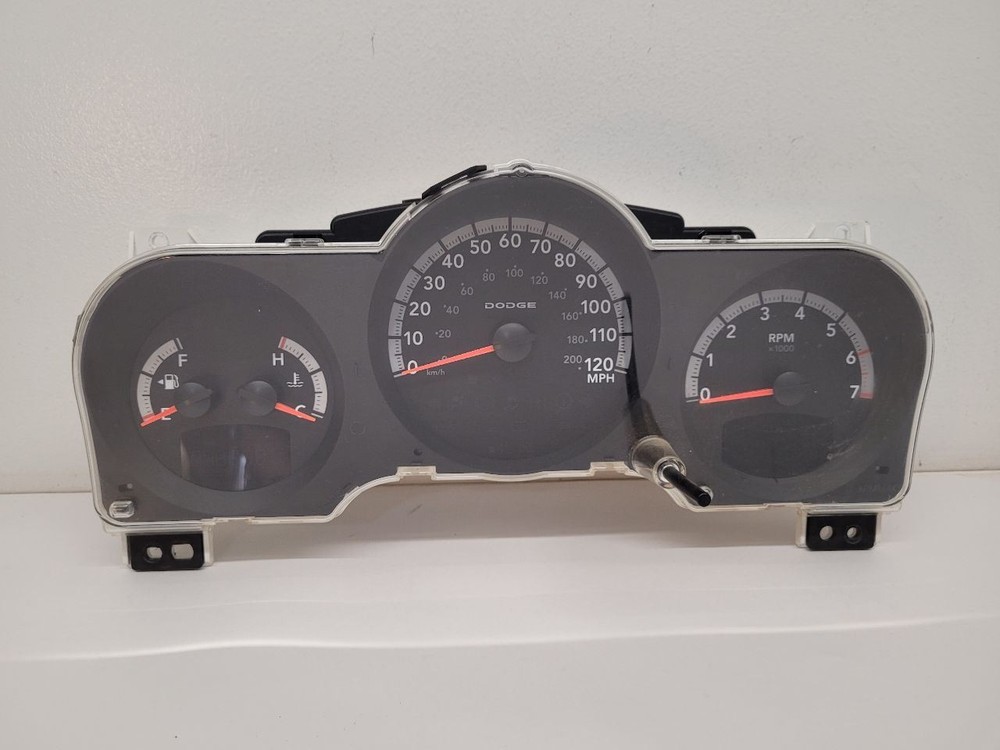 2009 09 DODGE NITRO Speedometer Cluster MPH 05172594AB