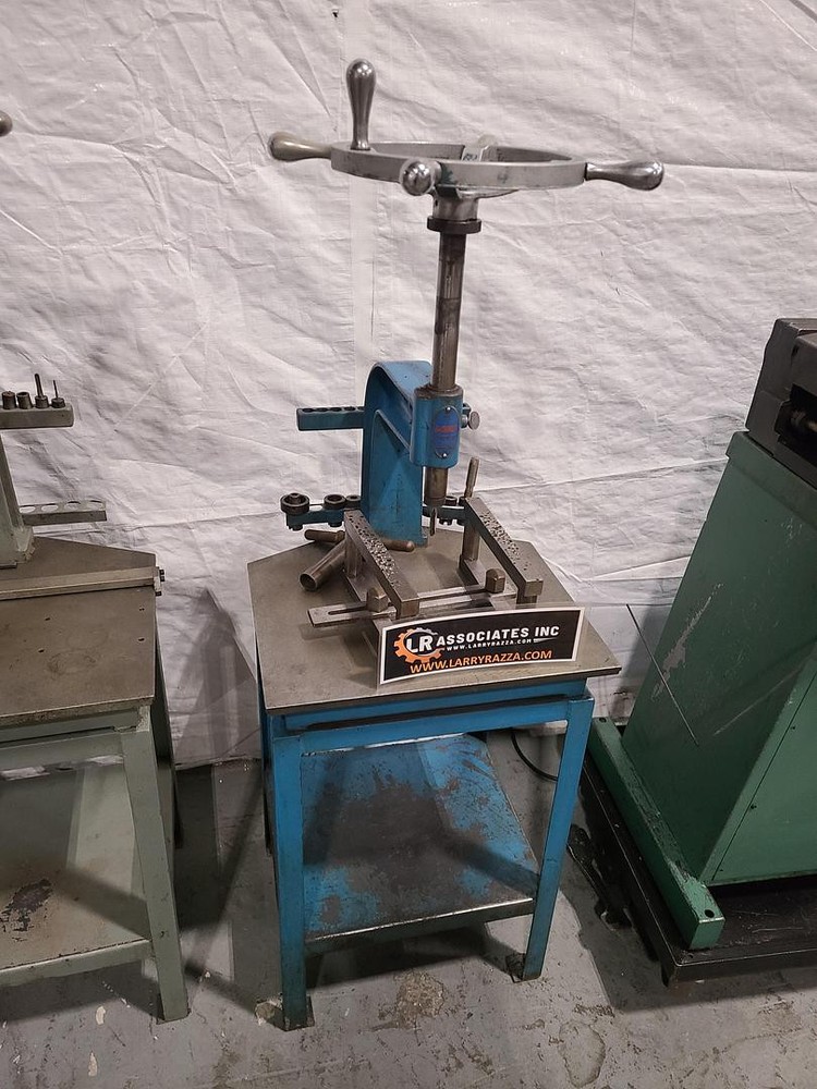 Lassy 12F Thread Tapping Machine with Tooling