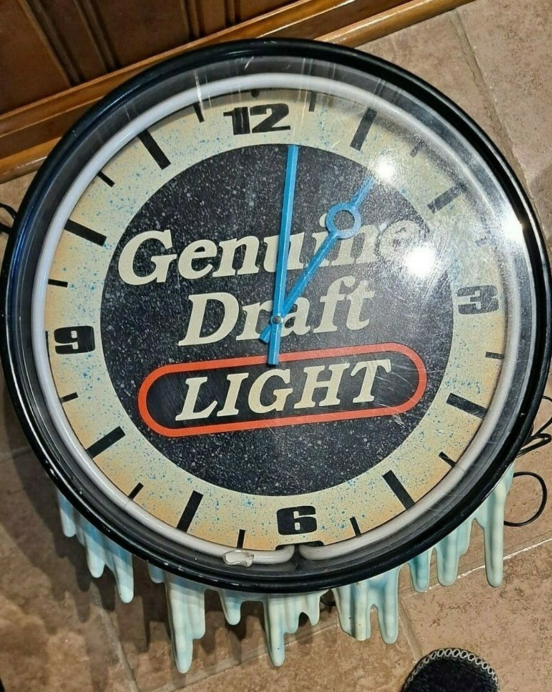 Genuine Draft Light Beer Neon Clock