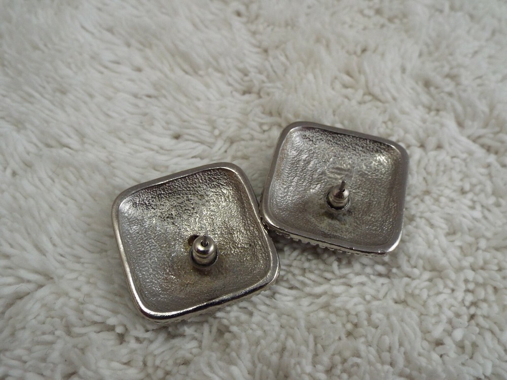 Silvertone Rhinestone Blue Square Button Pierced Earrings (A47)