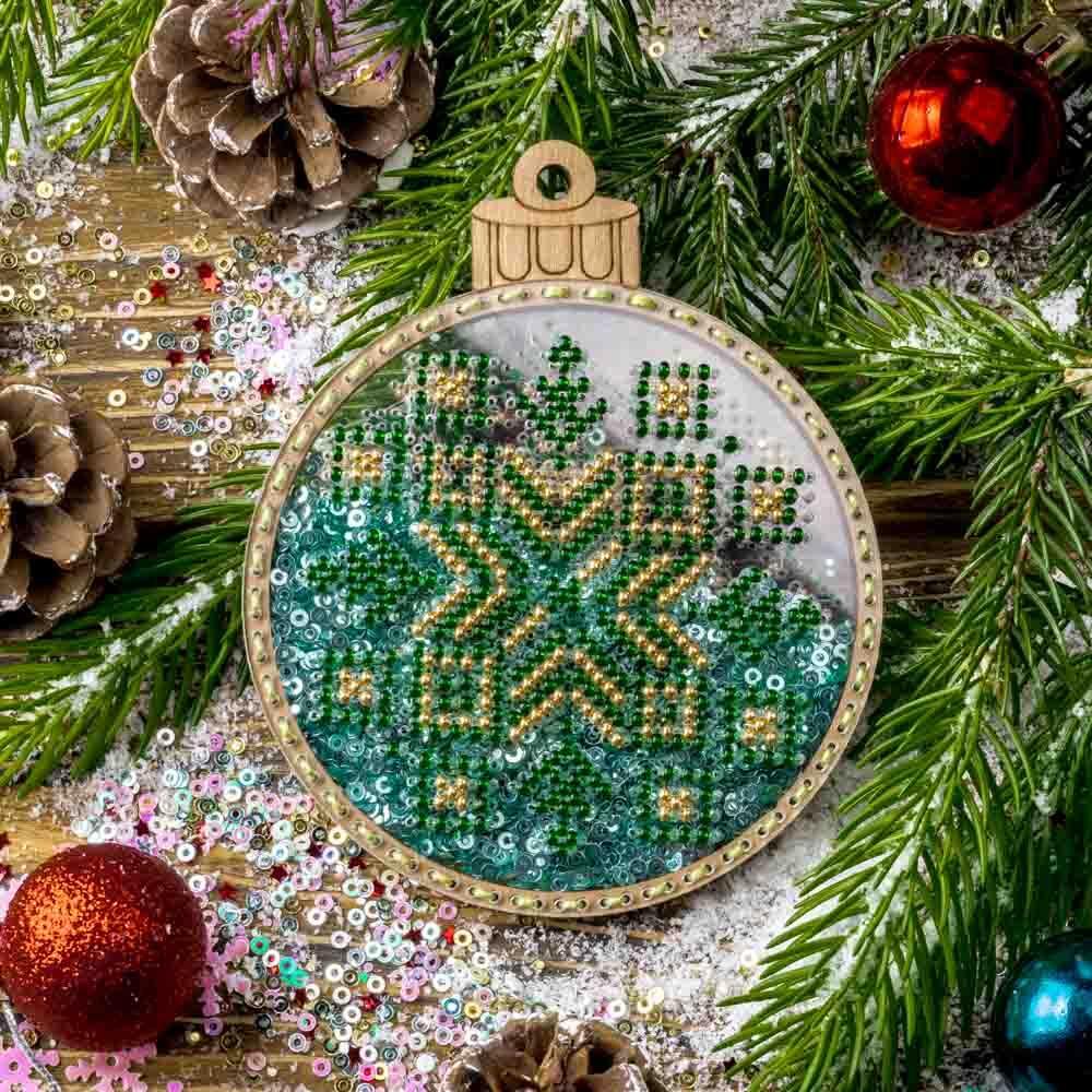Wonderland Crafts Set for embroidery with beads on a plastic base FLPL-059