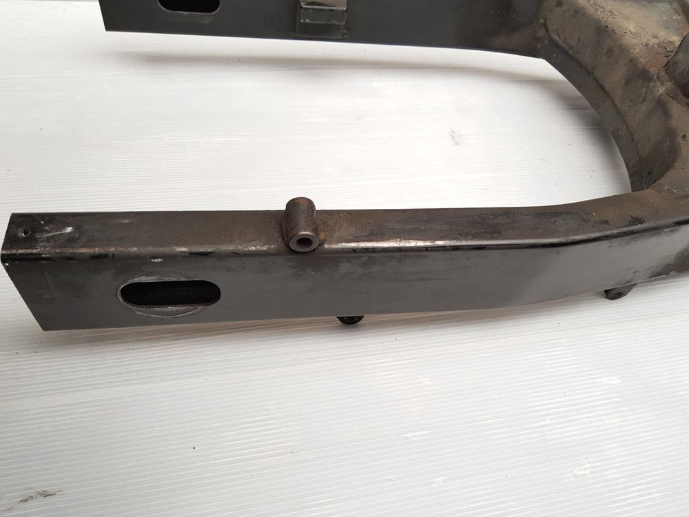 Suzuki gsr750 swingarm