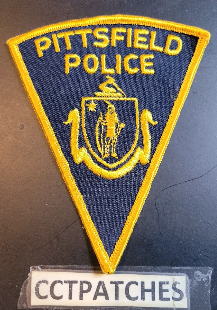 PITTSFIELD, MASSACHUSETTS POLICE SHOULDER PATCH MA