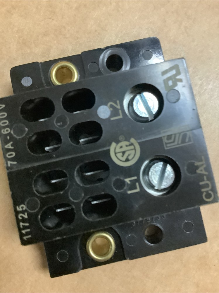 POWER DISTRIBUTION BLOCK 70A - 600V